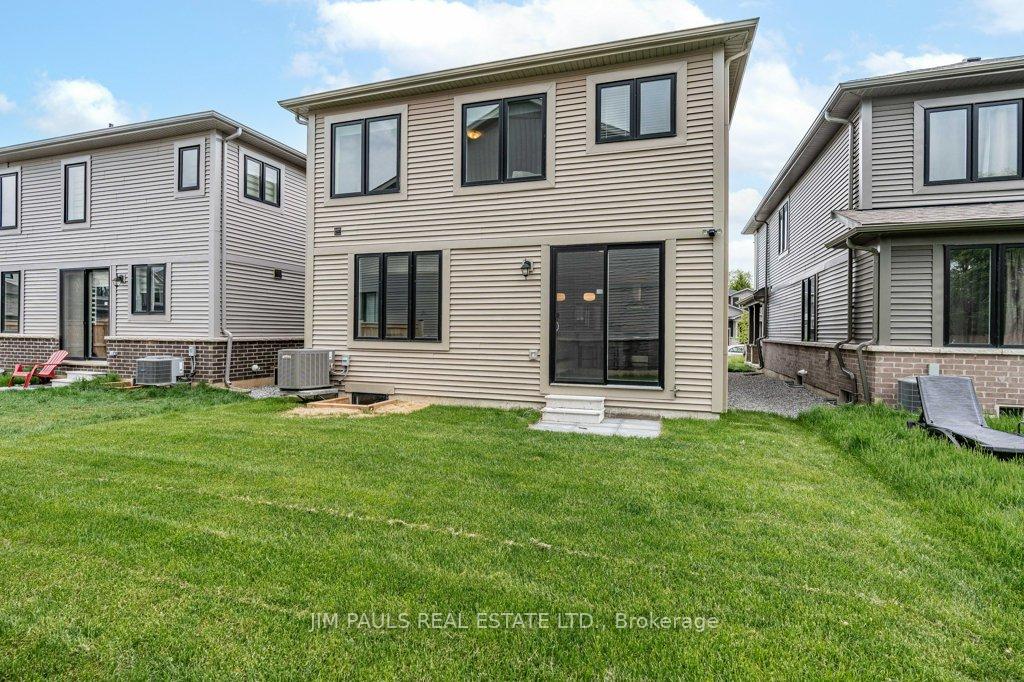 Photo 39 of 94 Marion Street, Hamilton, Mount Hope — HOMEH