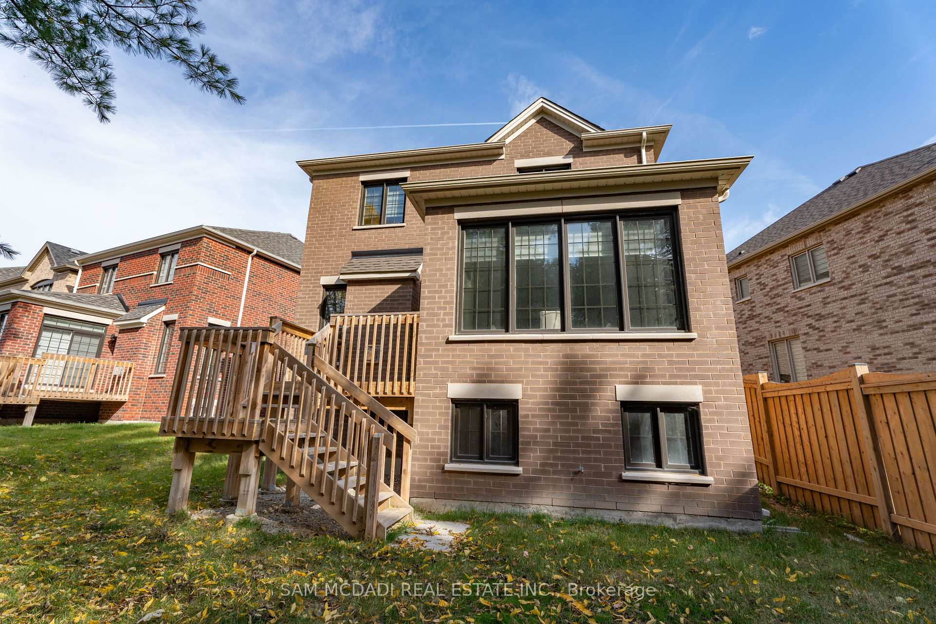 Photo 24 of 56 Workgreen Park Way, Brampton, Bram West — HOMEH