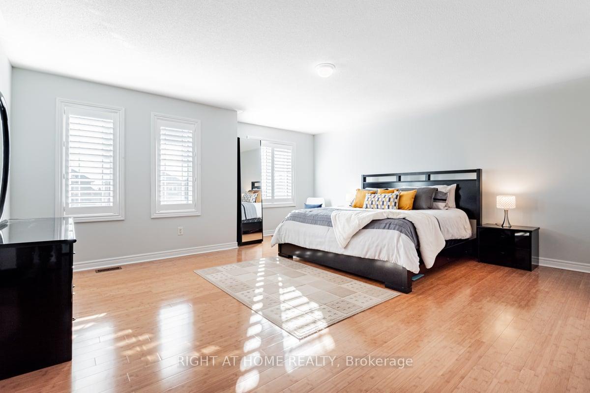 Photo 22 of 58 Falvo Street, Vaughan, Maple — HOMEH