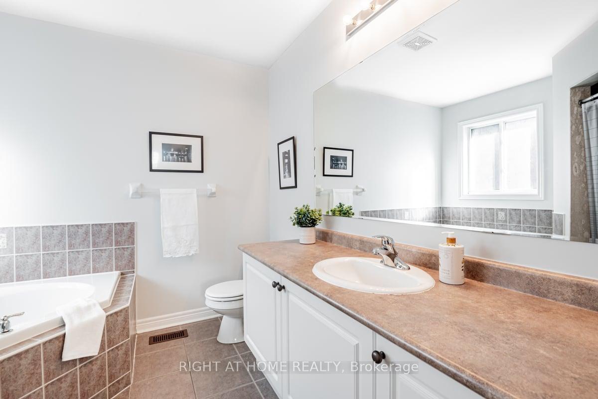 Photo 27 of 58 Falvo Street, Vaughan, Maple — HOMEH