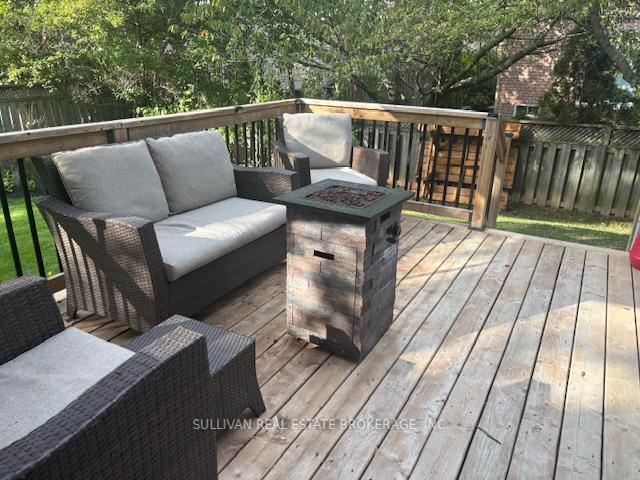 Photo 42 of 17 Rockhaven Lane, Hamilton, Waterdown — HOMEH