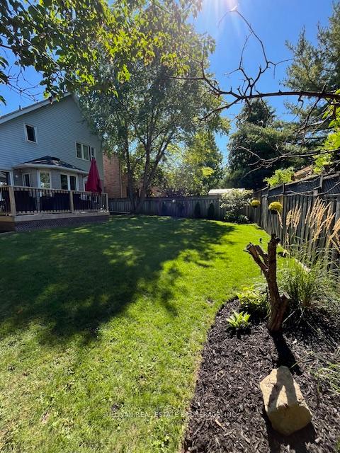Photo 44 of 17 Rockhaven Lane, Hamilton, Waterdown — HOMEH