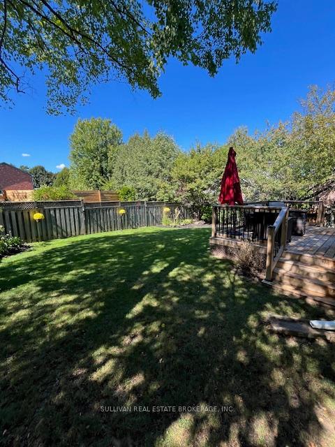 Photo 46 of 17 Rockhaven Lane, Hamilton, Waterdown — HOMEH