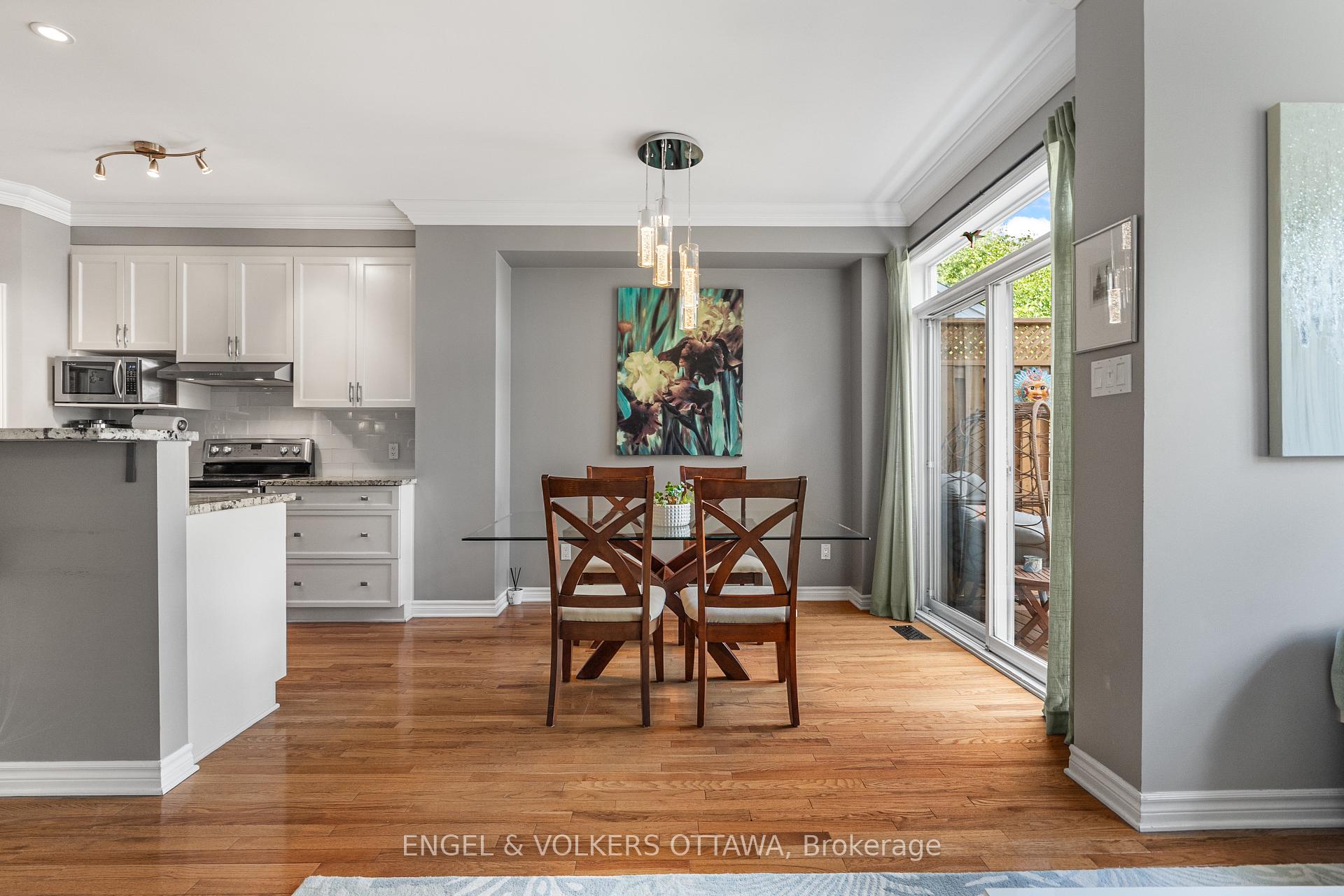 Photo 15 of 102 Shepody Circle, Ottawa, Blossom Park/Kemp Park/Findlay Creek — HOMEH