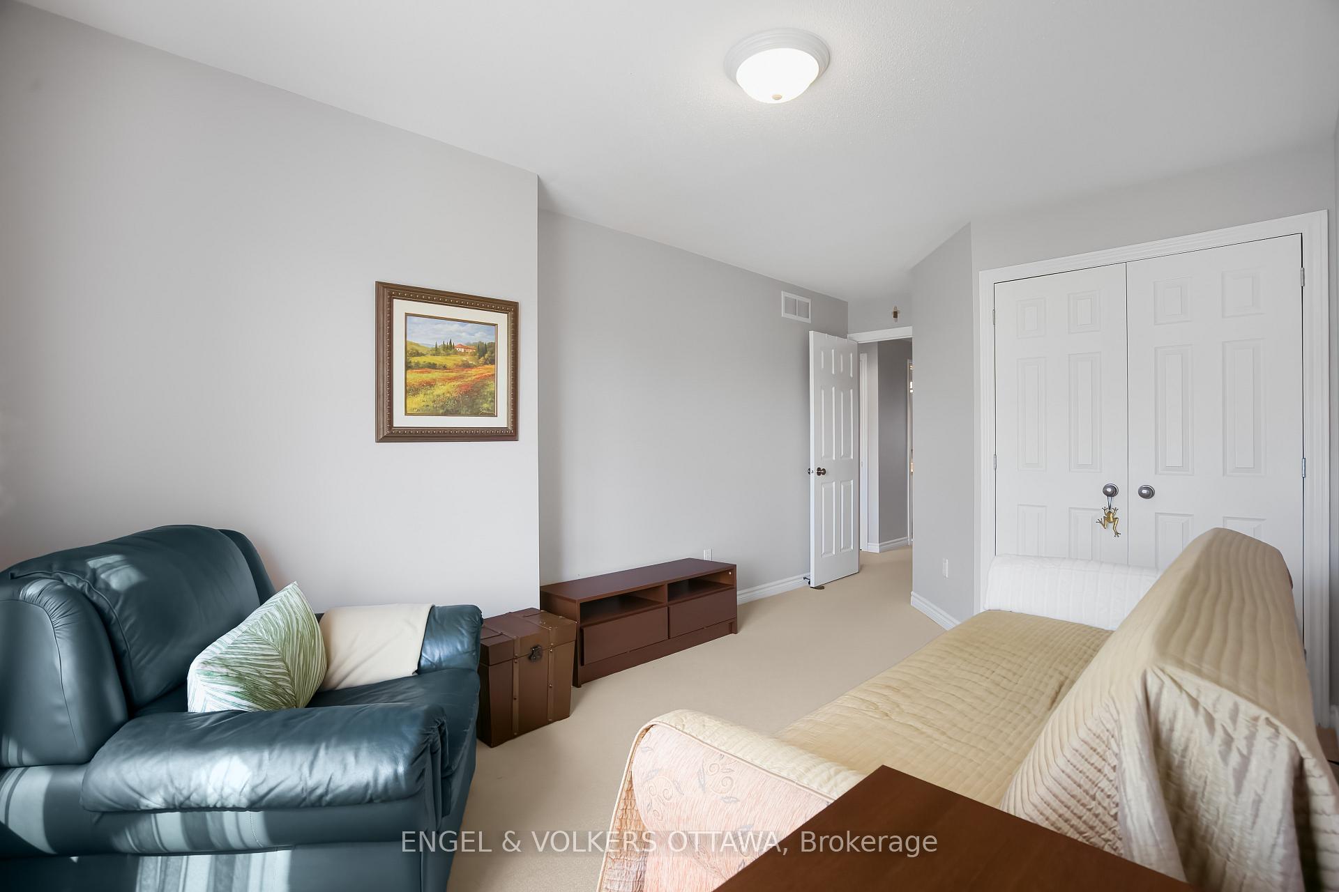 Photo 31 of 102 Shepody Circle, Ottawa, Blossom Park/Kemp Park/Findlay Creek — HOMEH