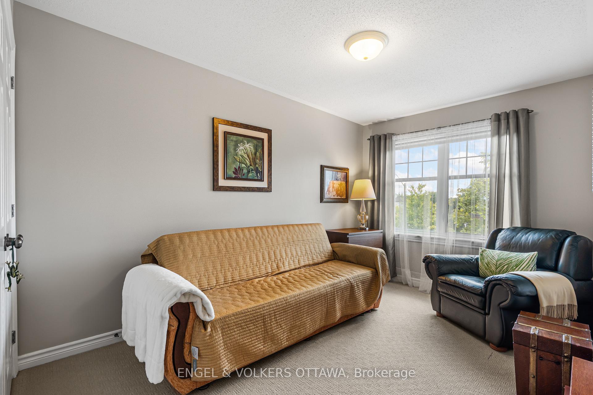 Photo 32 of 102 Shepody Circle, Ottawa, Blossom Park/Kemp Park/Findlay Creek — HOMEH