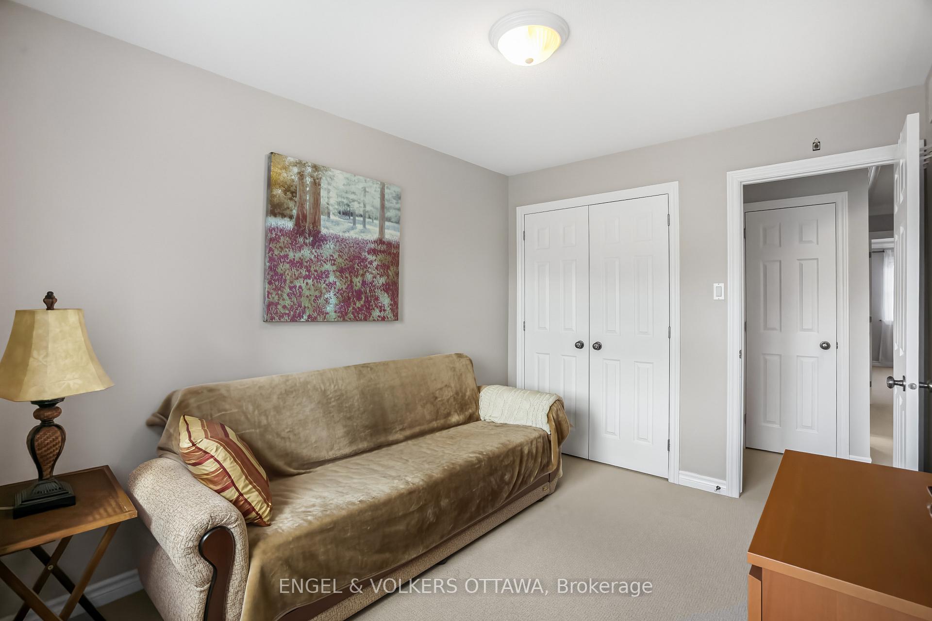 Photo 33 of 102 Shepody Circle, Ottawa, Blossom Park/Kemp Park/Findlay Creek — HOMEH