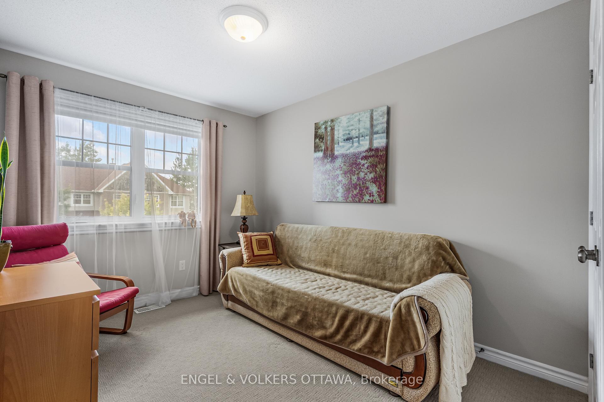 Photo 35 of 102 Shepody Circle, Ottawa, Blossom Park/Kemp Park/Findlay Creek — HOMEH