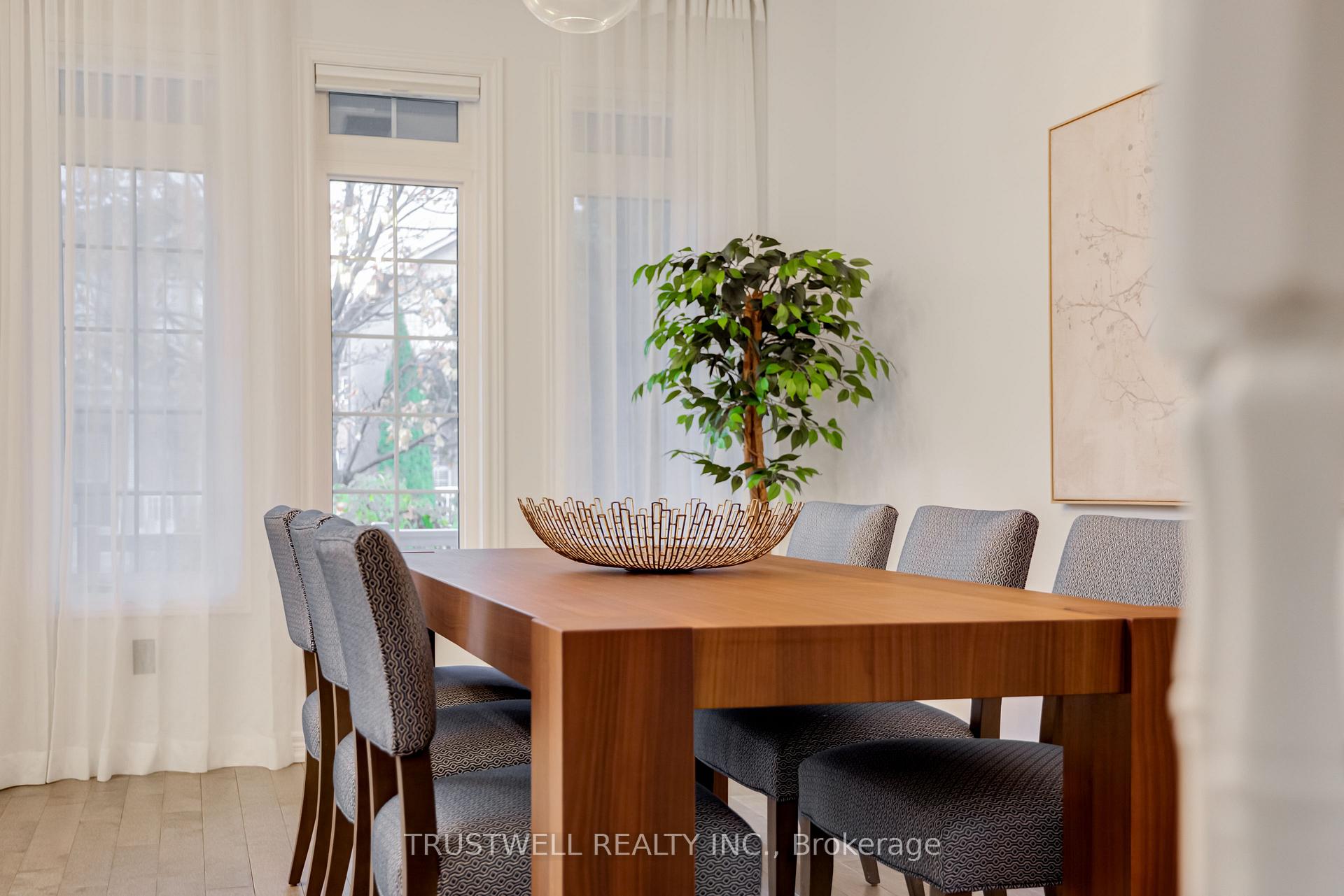 Photo 3 of 60 Fontebella Avenue, Vaughan, Vellore Village — HOMEH