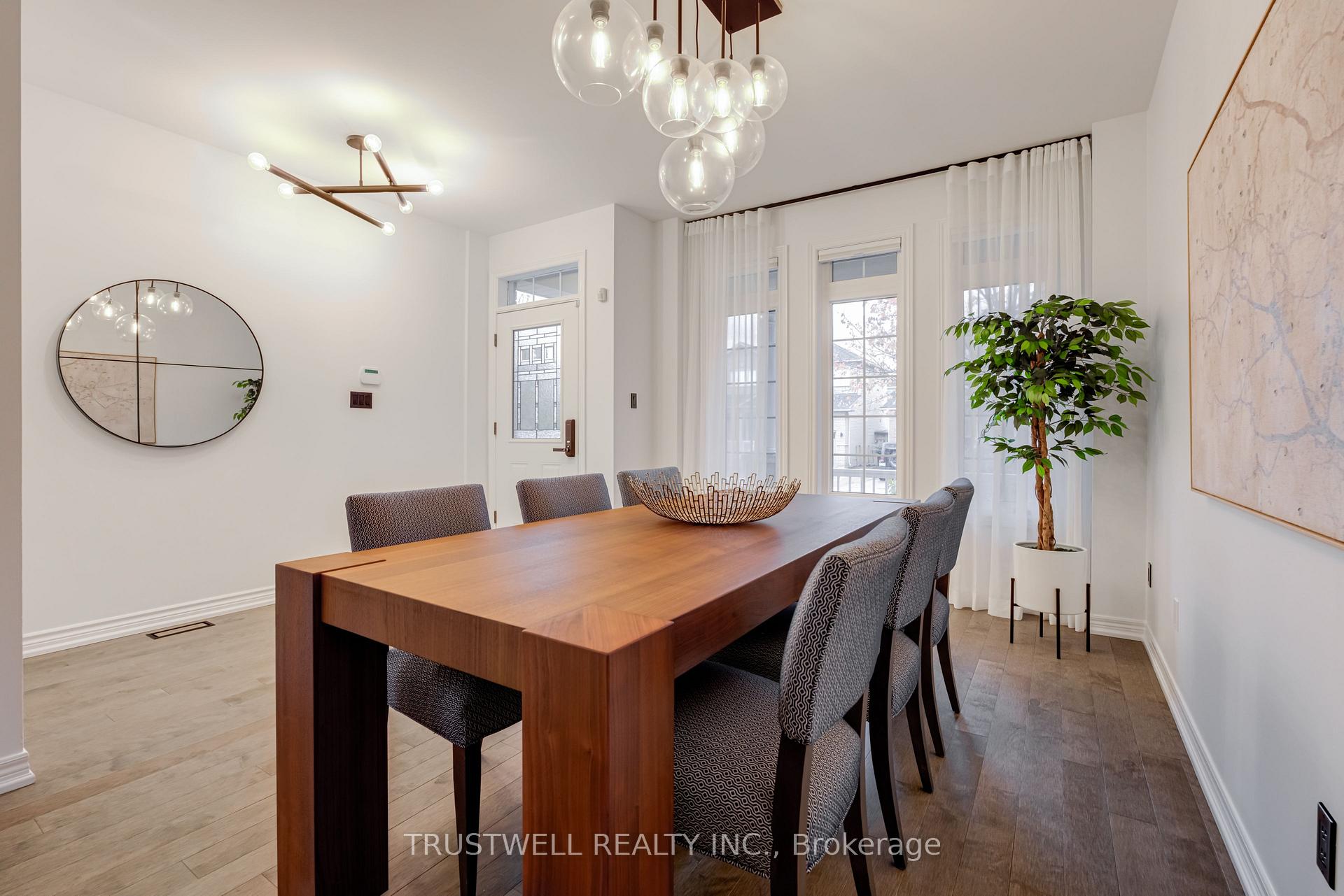 Photo 4 of 60 Fontebella Avenue, Vaughan, Vellore Village — HOMEH