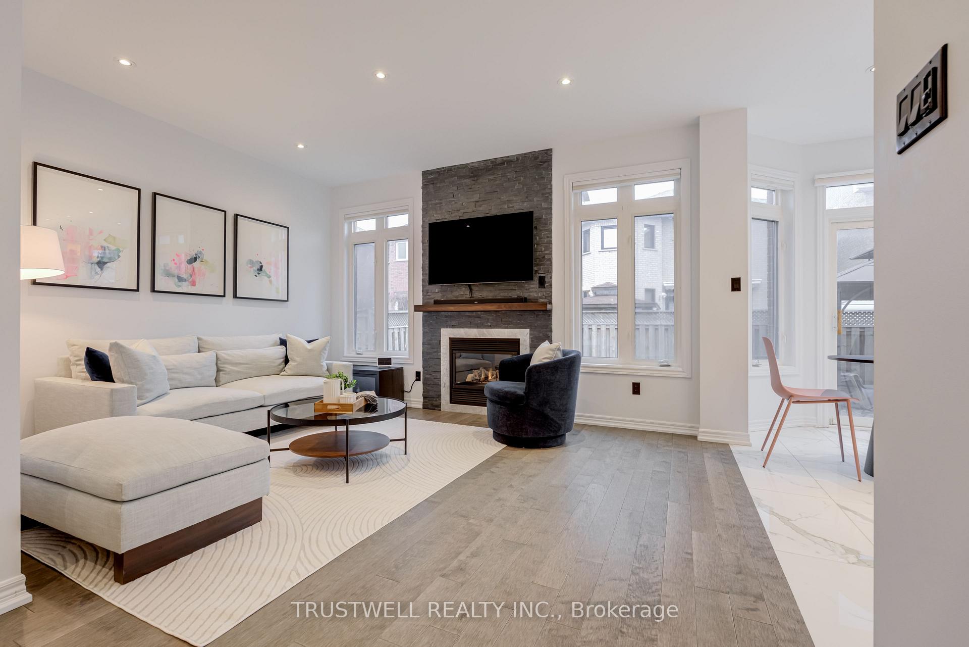 Photo 5 of 60 Fontebella Avenue, Vaughan, Vellore Village — HOMEH