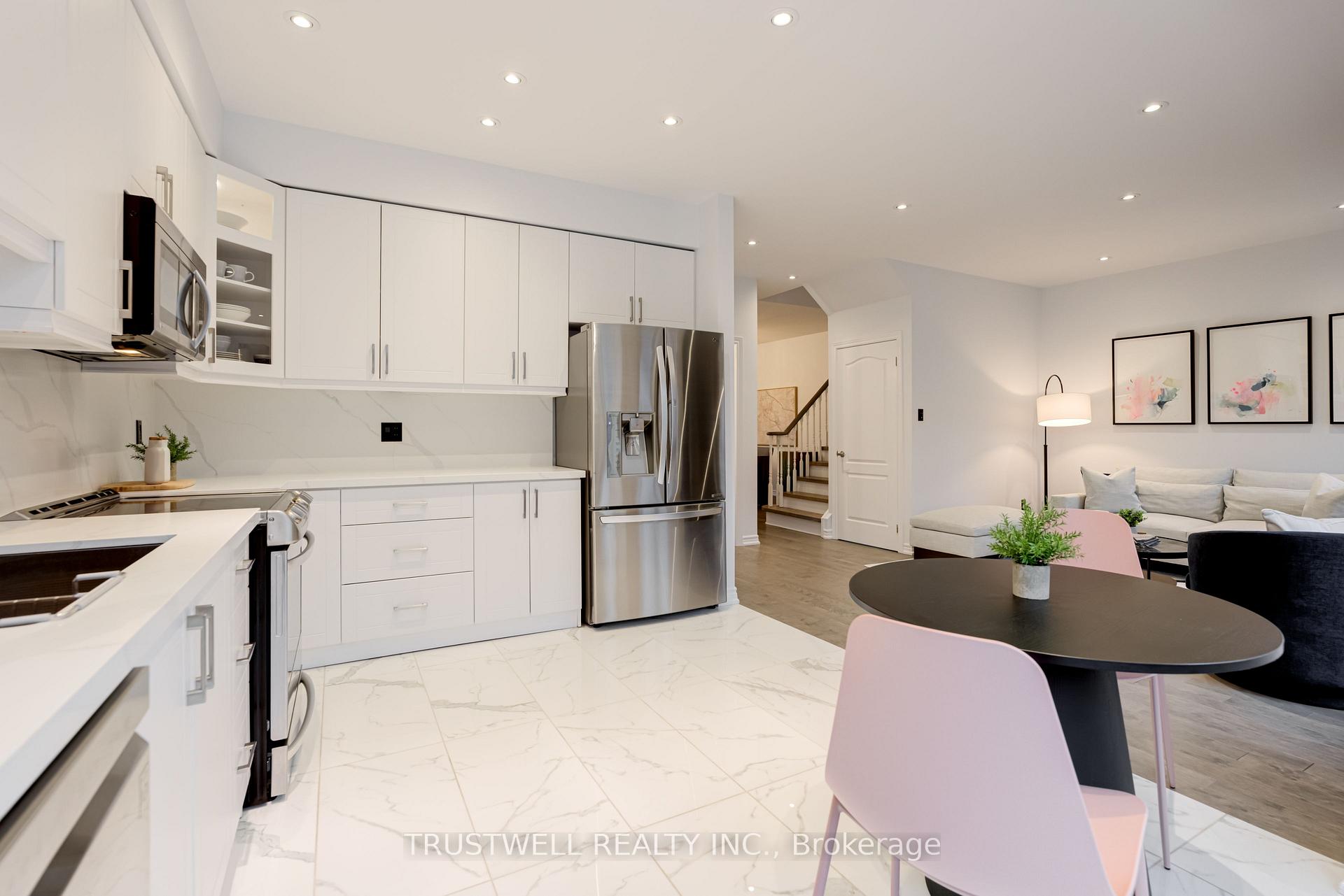 Photo 10 of 60 Fontebella Avenue, Vaughan, Vellore Village — HOMEH