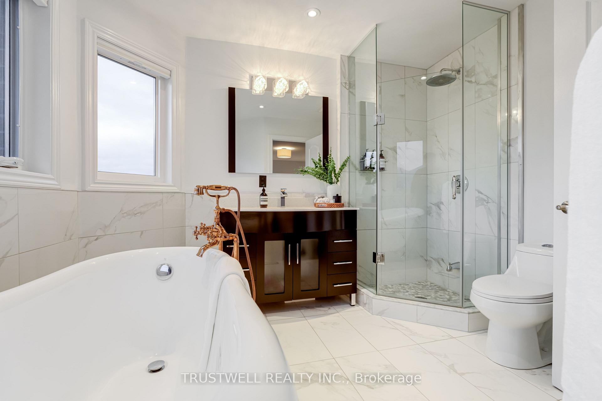 Photo 16 of 60 Fontebella Avenue, Vaughan, Vellore Village — HOMEH