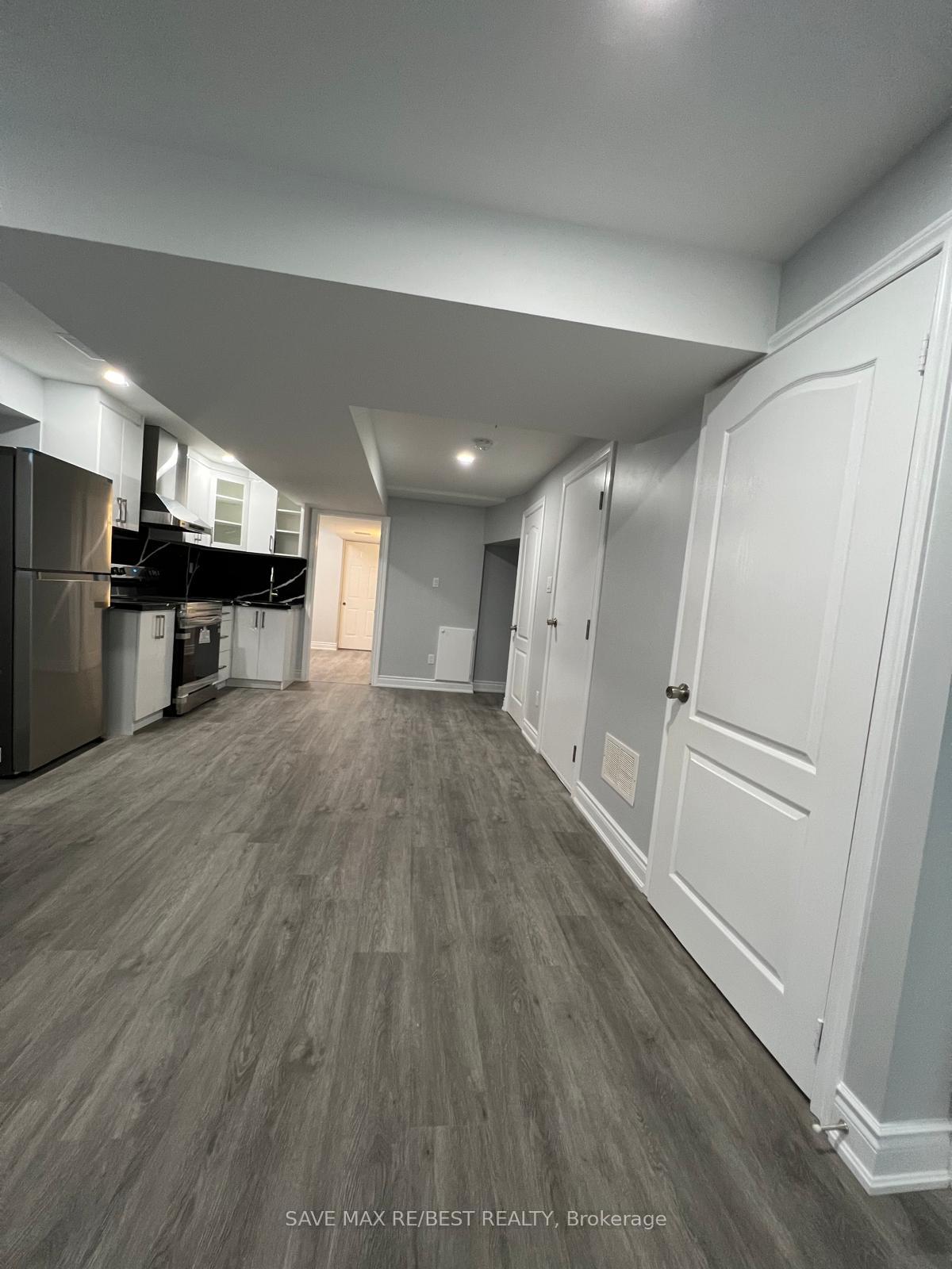 Photo 2 of Unit Bsmt, 16 Riverplace Crescent, Brampton, Bram East — HOMEH