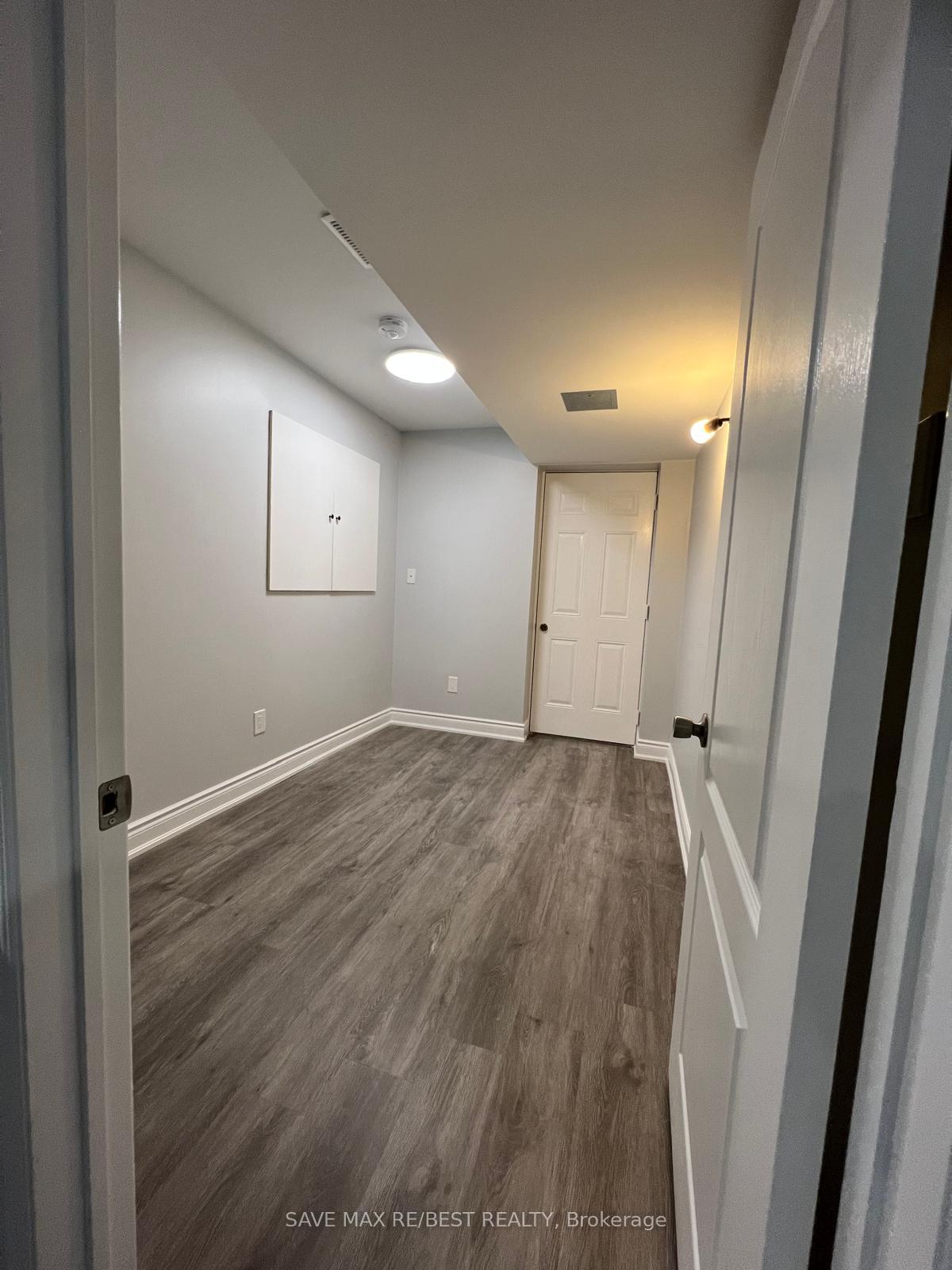 Photo 10 of Unit Bsmt, 16 Riverplace Crescent, Brampton, Bram East — HOMEH