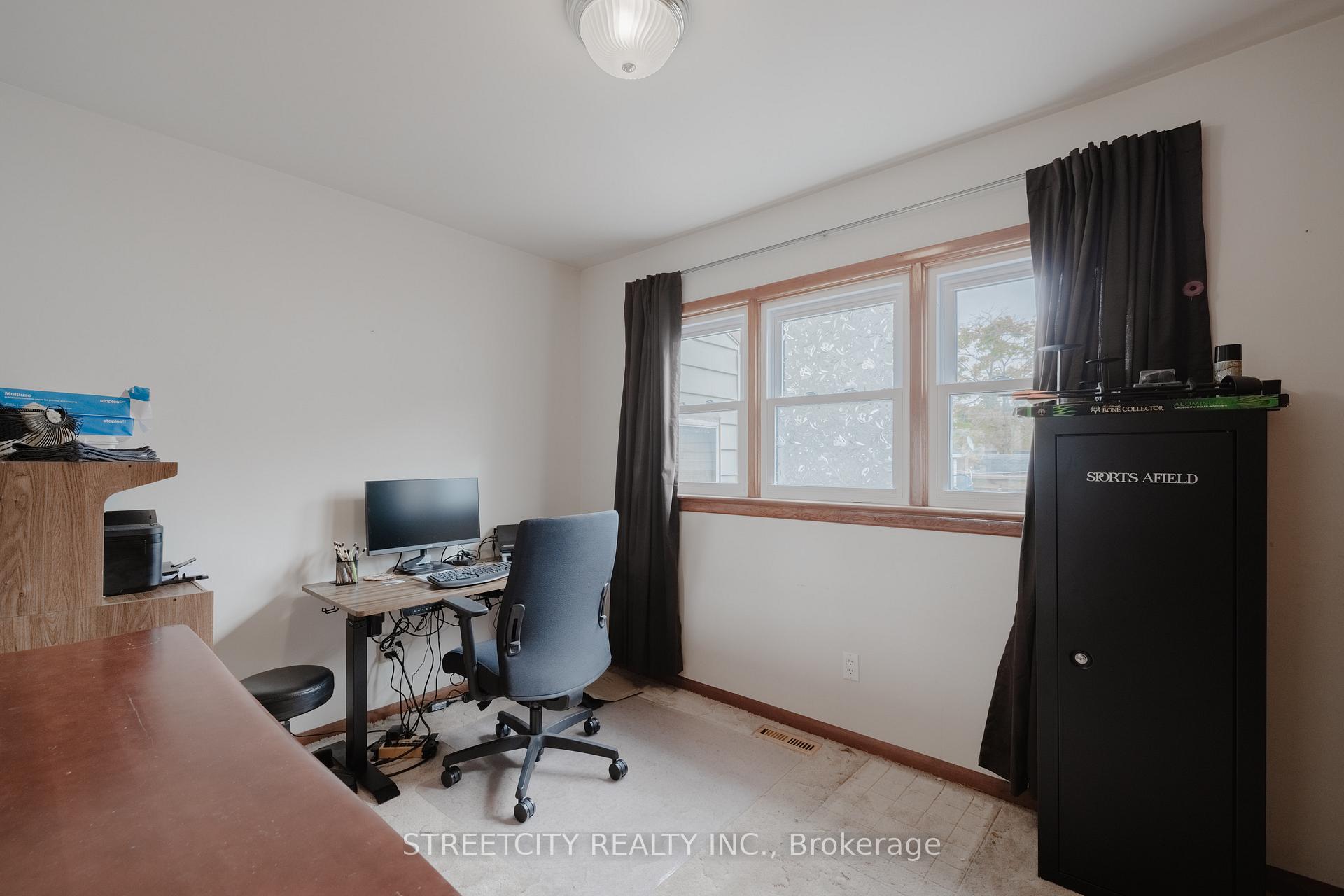 Photo 16 of 3 Davis Avenue, Aylmer — HOMEH