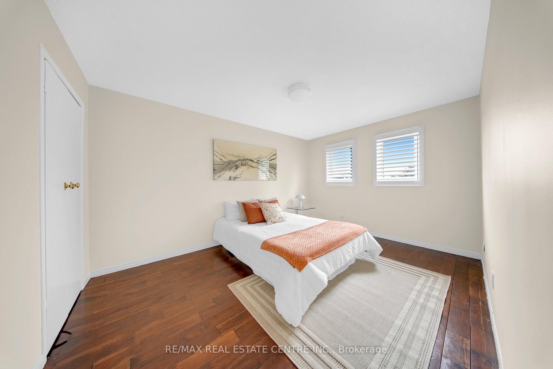 Photo 29 of 30 Oaklea Boulevard, Brampton, Fletcher's Creek South — HOMEH