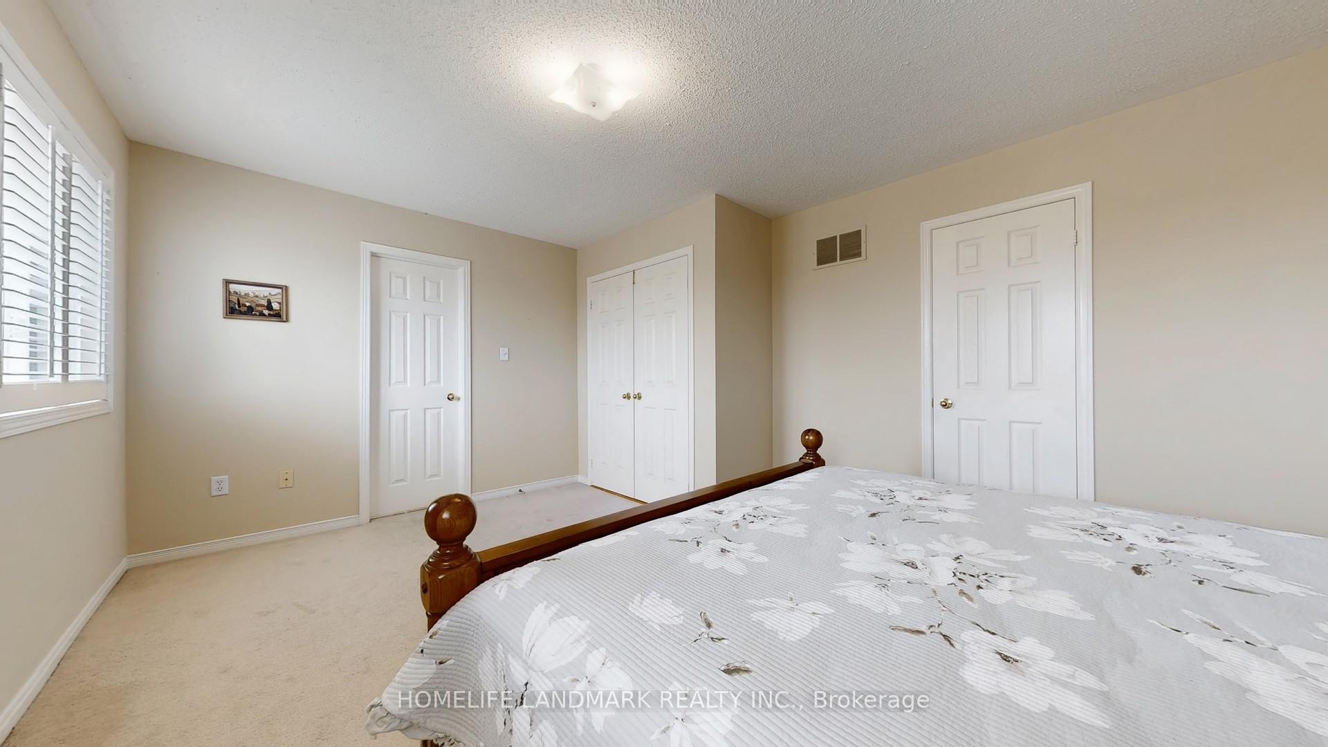 Photo 22 of 34 Wallwark Street, Aurora, Bayview Northeast — HOMEH