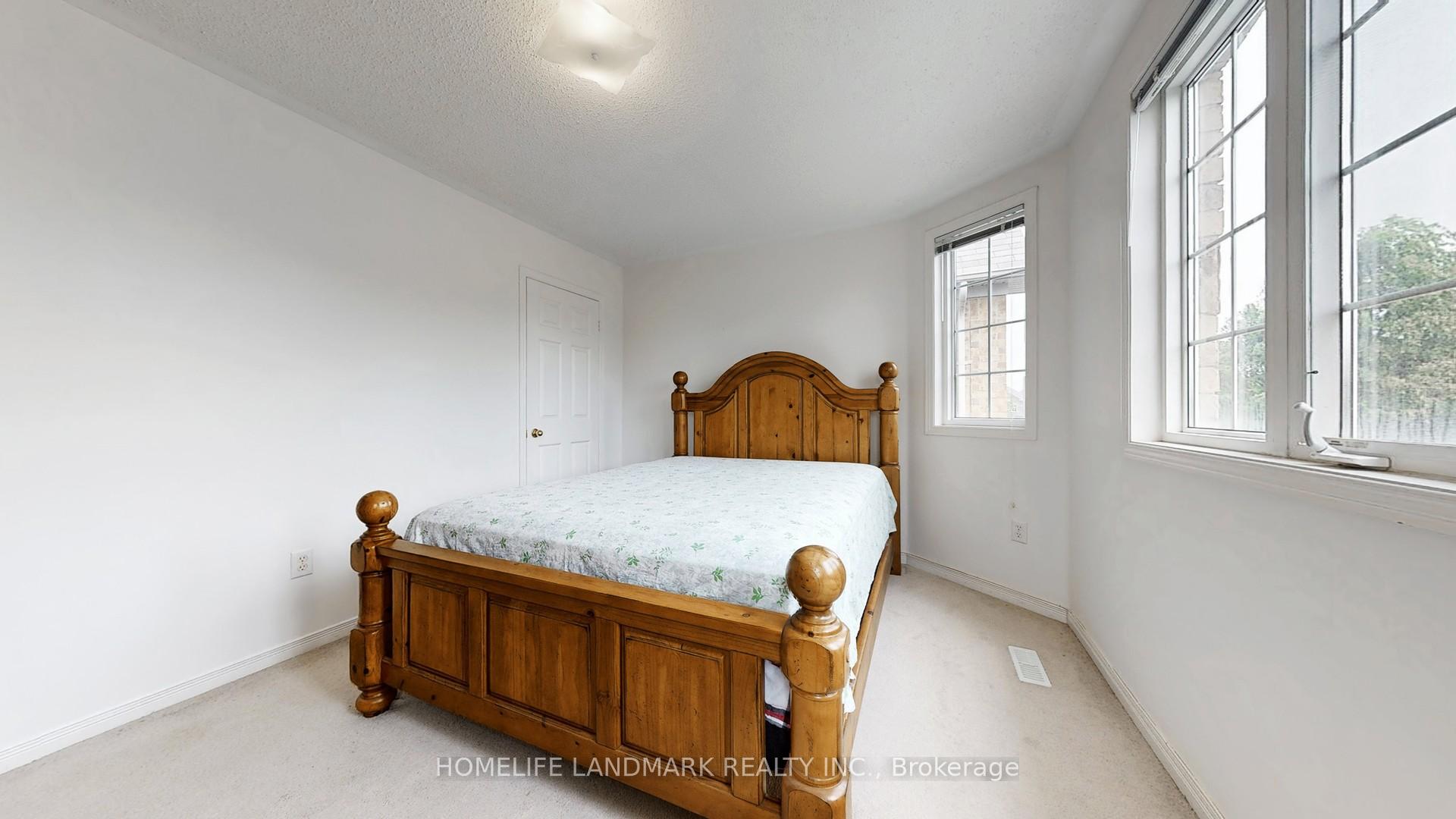 Photo 21 of 34 Wallwark Street, Aurora, Bayview Northeast — HOMEH