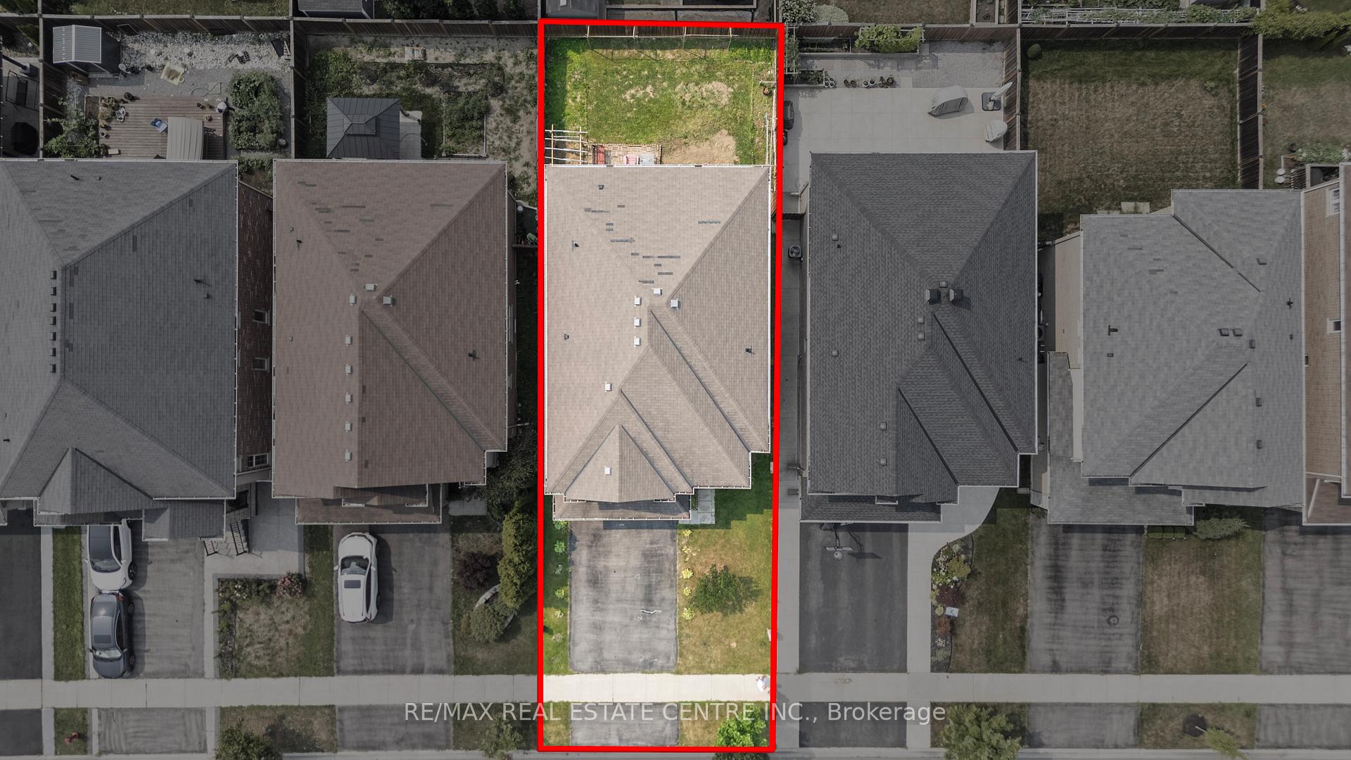 Photo 31 of 135 Raymond Road, Hamilton, Meadowlands — HOMEH