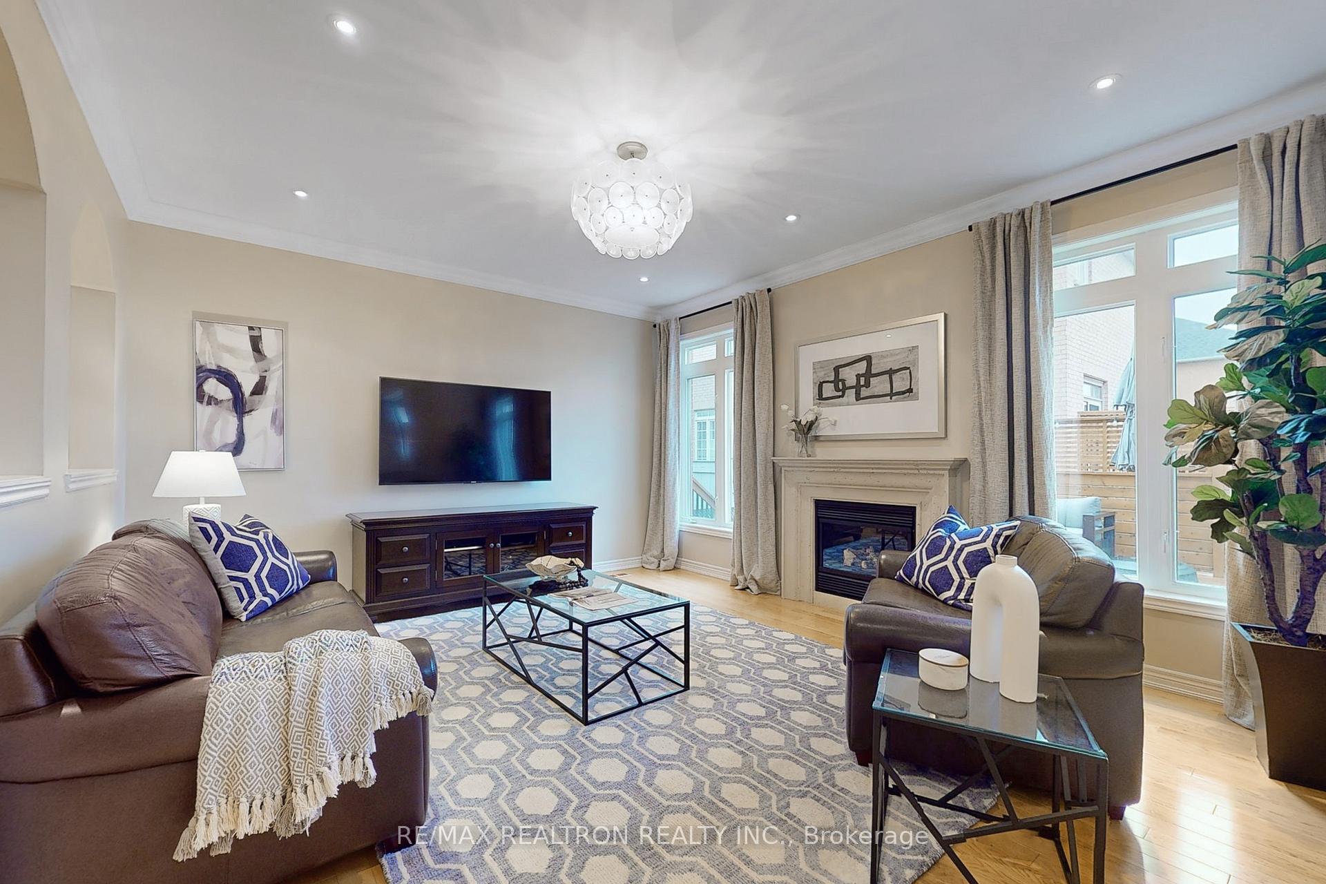 Photo 8 of 8 Sandwood Drive, Vaughan, Patterson — HOMEH