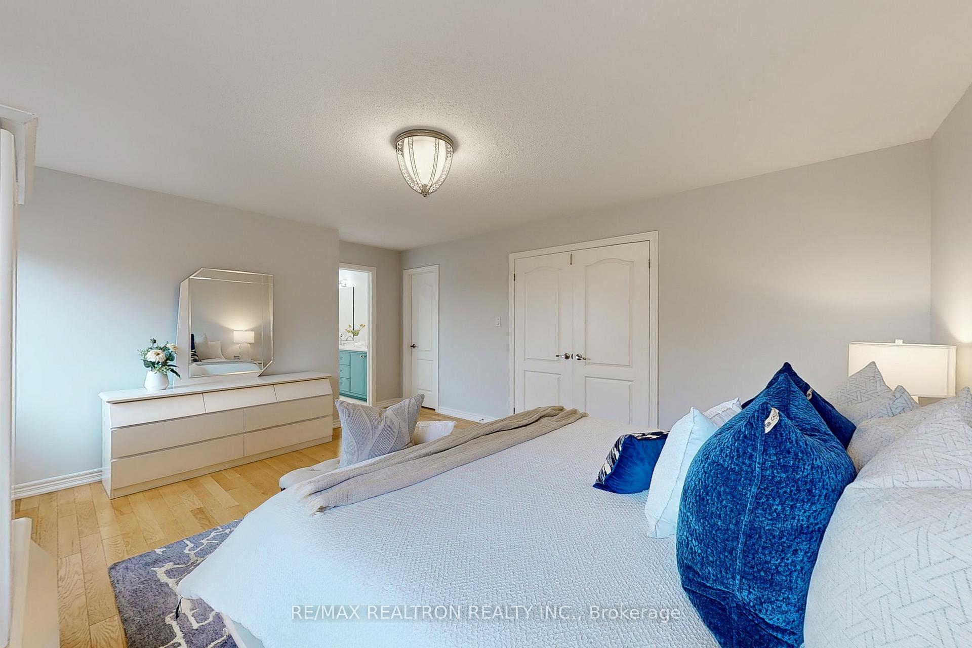 Photo 18 of 8 Sandwood Drive, Vaughan, Patterson — HOMEH