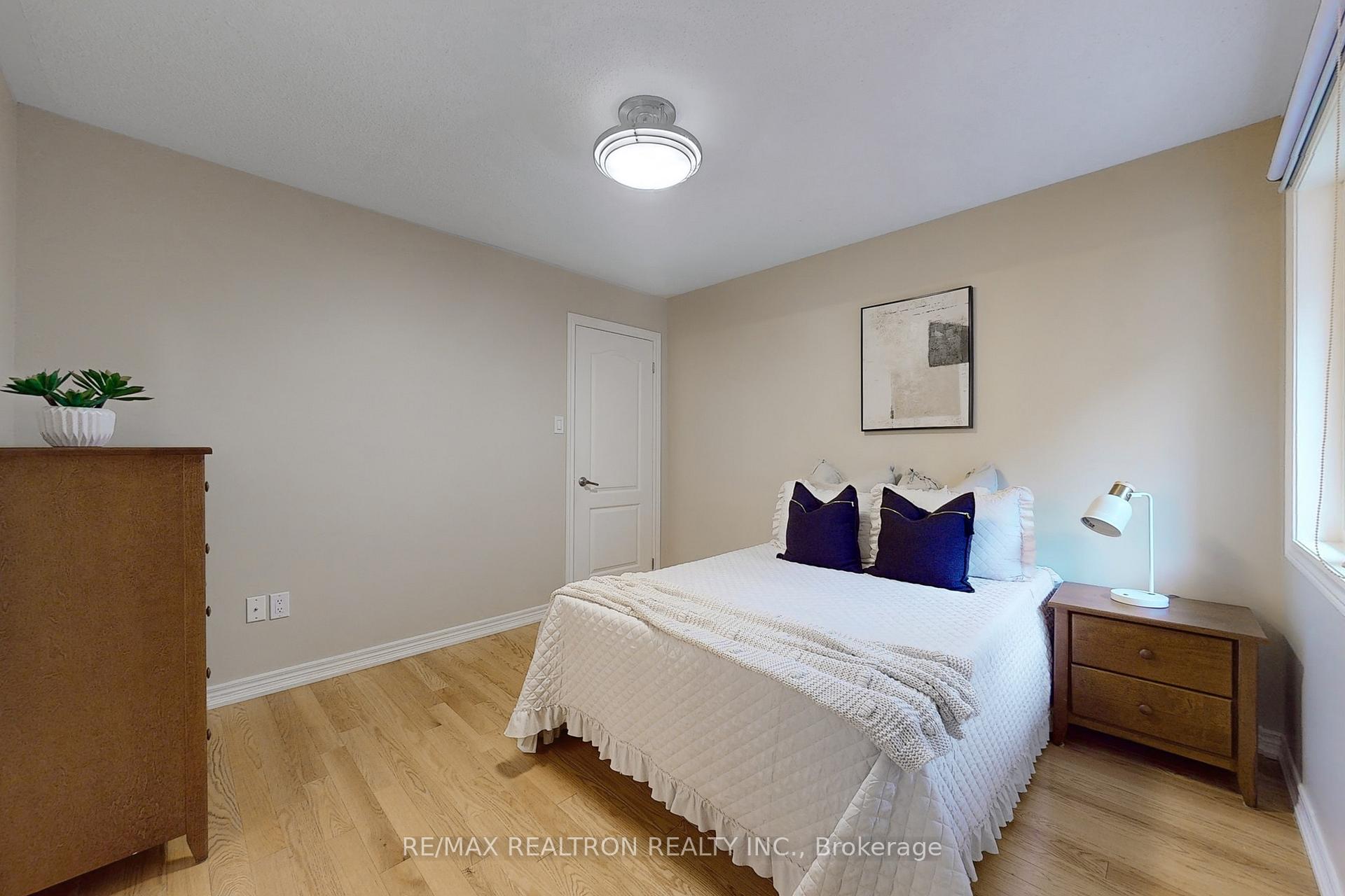 Photo 23 of 8 Sandwood Drive, Vaughan, Patterson — HOMEH