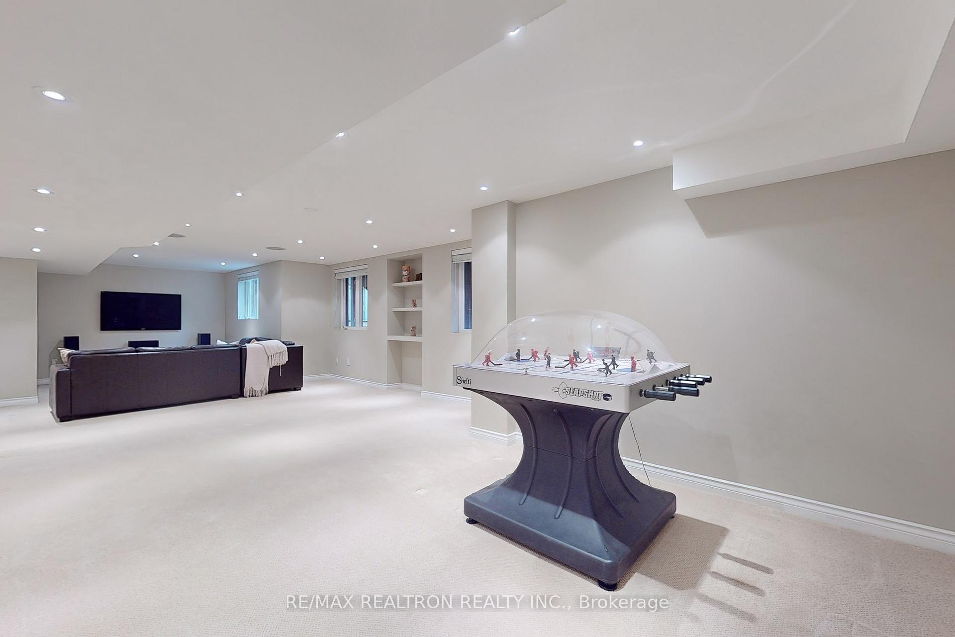 Photo 26 of 8 Sandwood Drive, Vaughan, Patterson — HOMEH