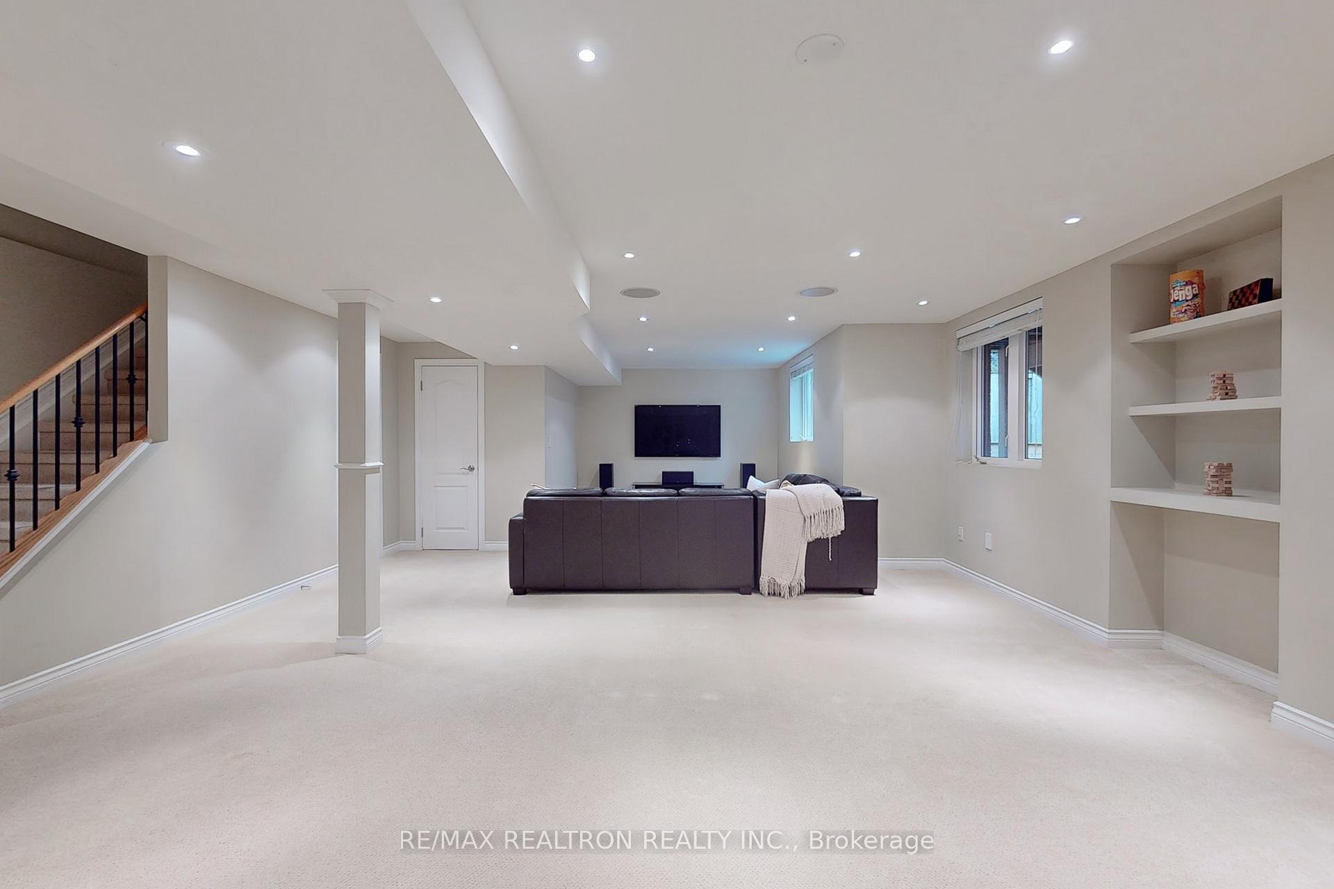 Photo 27 of 8 Sandwood Drive, Vaughan, Patterson — HOMEH