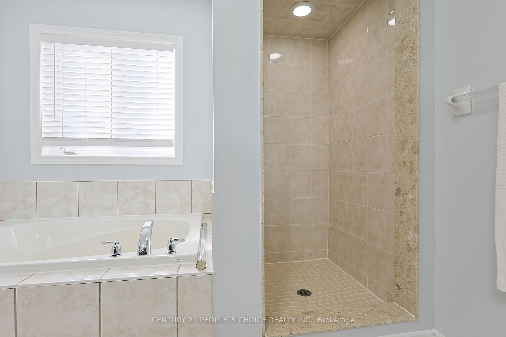 Photo 23 of 114 Begonia Crescent, Brampton, Northwest Sandalwood Parkway — HOMEH