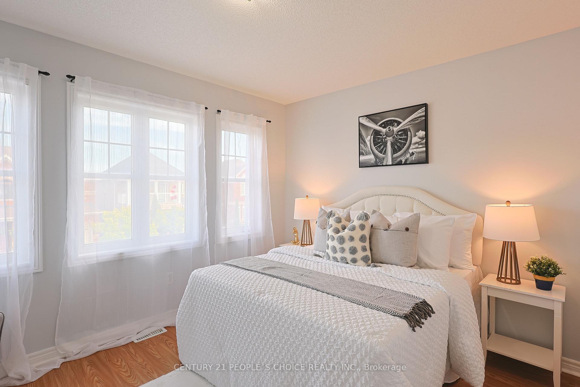 Photo 29 of 114 Begonia Crescent, Brampton, Northwest Sandalwood Parkway — HOMEH