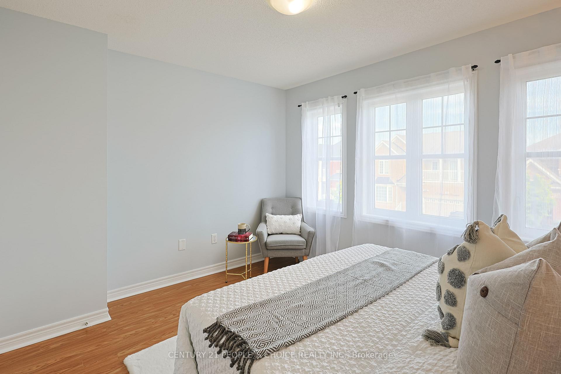 Photo 30 of 114 Begonia Crescent, Brampton, Northwest Sandalwood Parkway — HOMEH