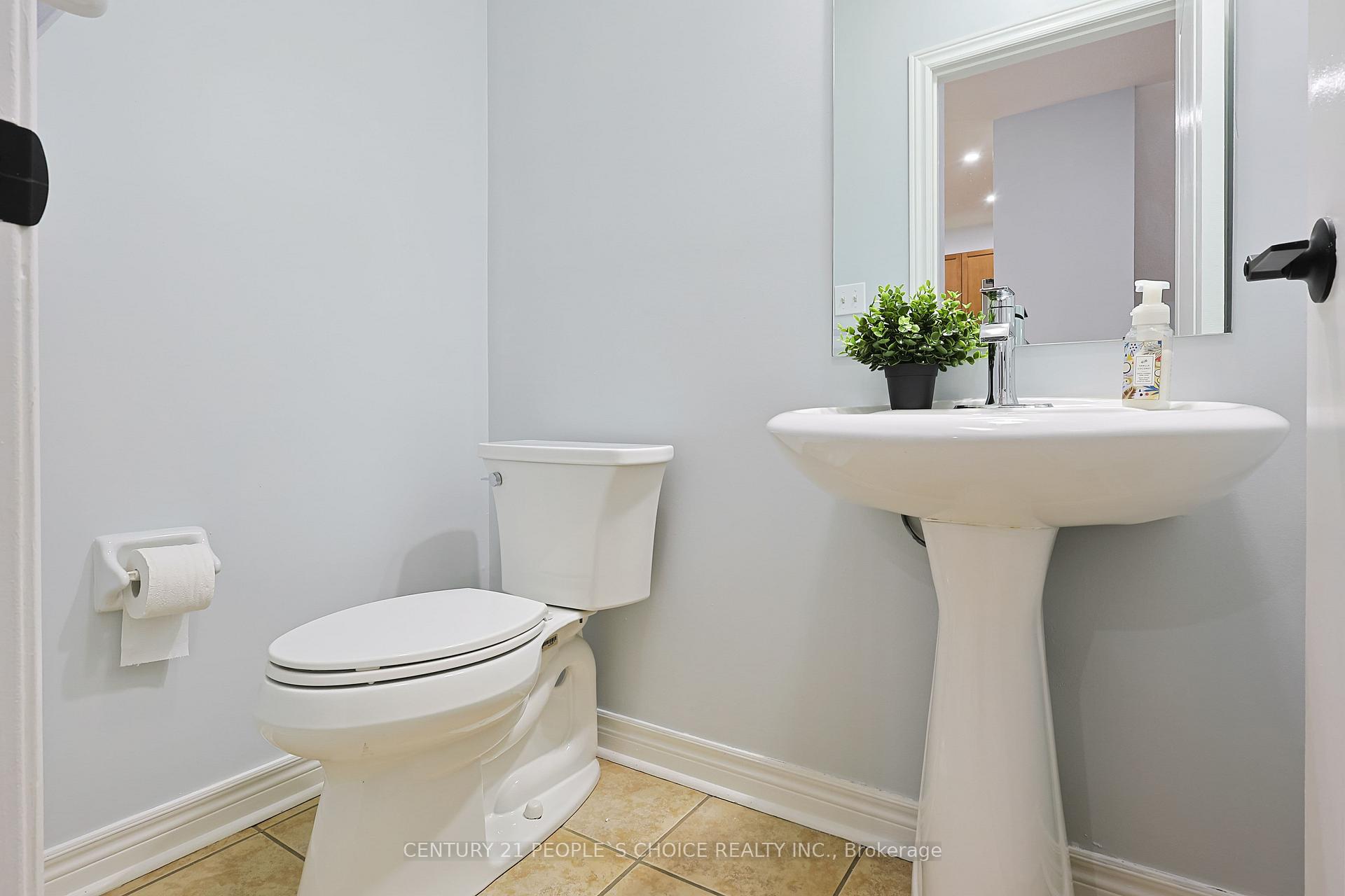 Photo 38 of 114 Begonia Crescent, Brampton, Northwest Sandalwood Parkway — HOMEH