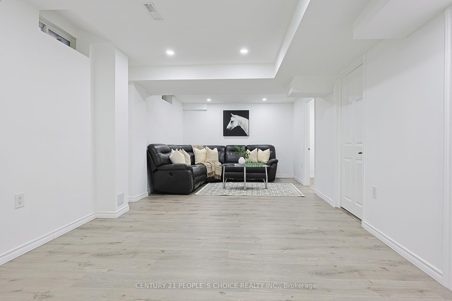 Photo 39 of 114 Begonia Crescent, Brampton, Northwest Sandalwood Parkway — HOMEH