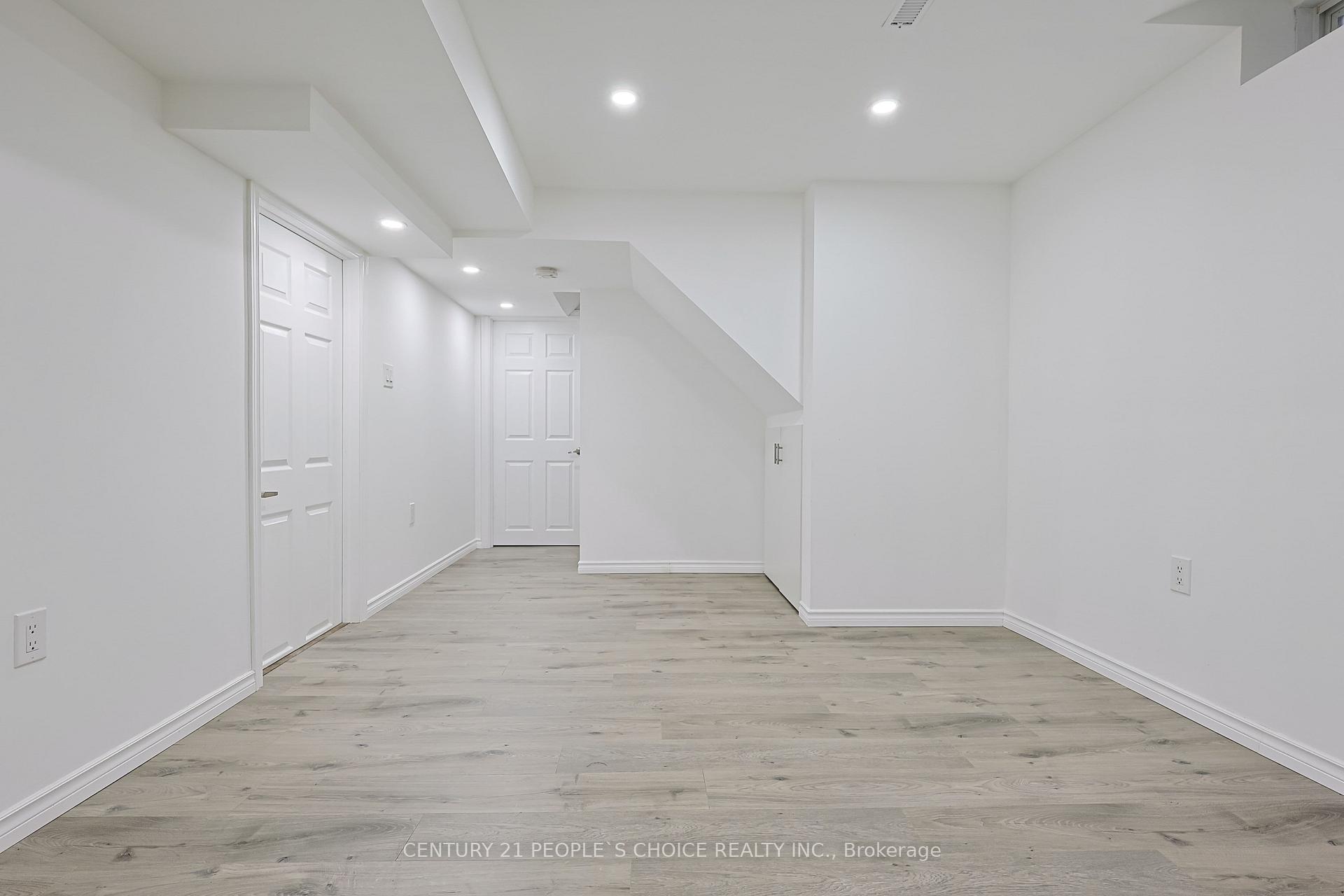 Photo 42 of 114 Begonia Crescent, Brampton, Northwest Sandalwood Parkway — HOMEH