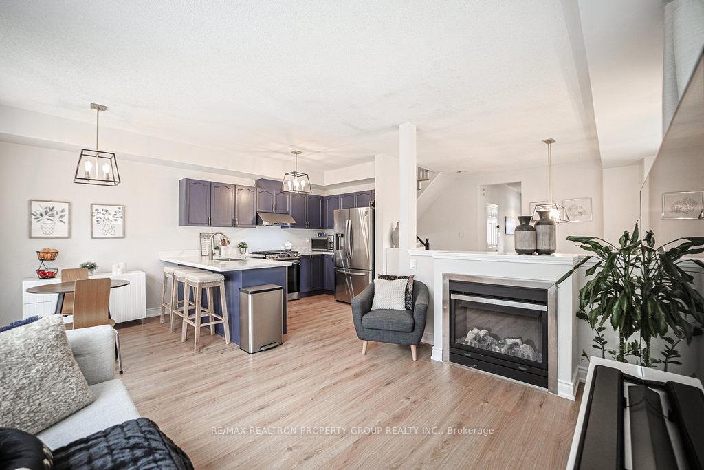 Photo 13 of 2 Croker Drive, Ajax, South East — HOMEH