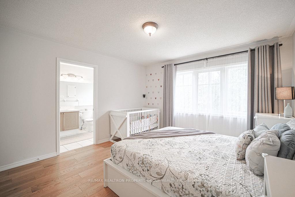 Photo 27 of 2 Croker Drive, Ajax, South East — HOMEH