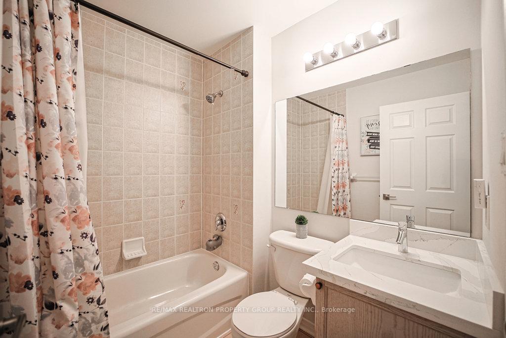 Photo 34 of 2 Croker Drive, Ajax, South East — HOMEH