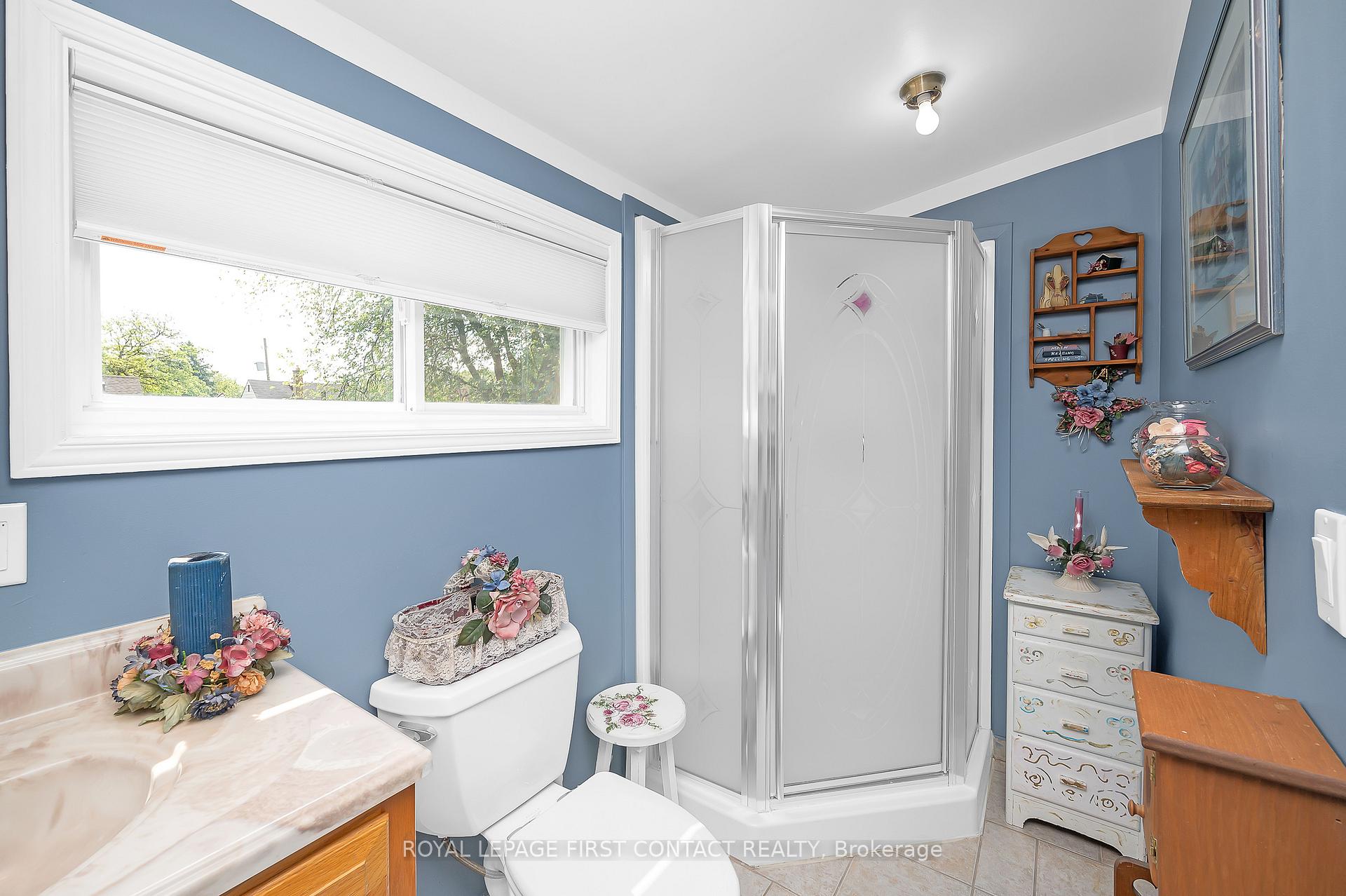 Photo 17 of 164 Adair Avenue N, Hamilton, McQuesten — HOMEH