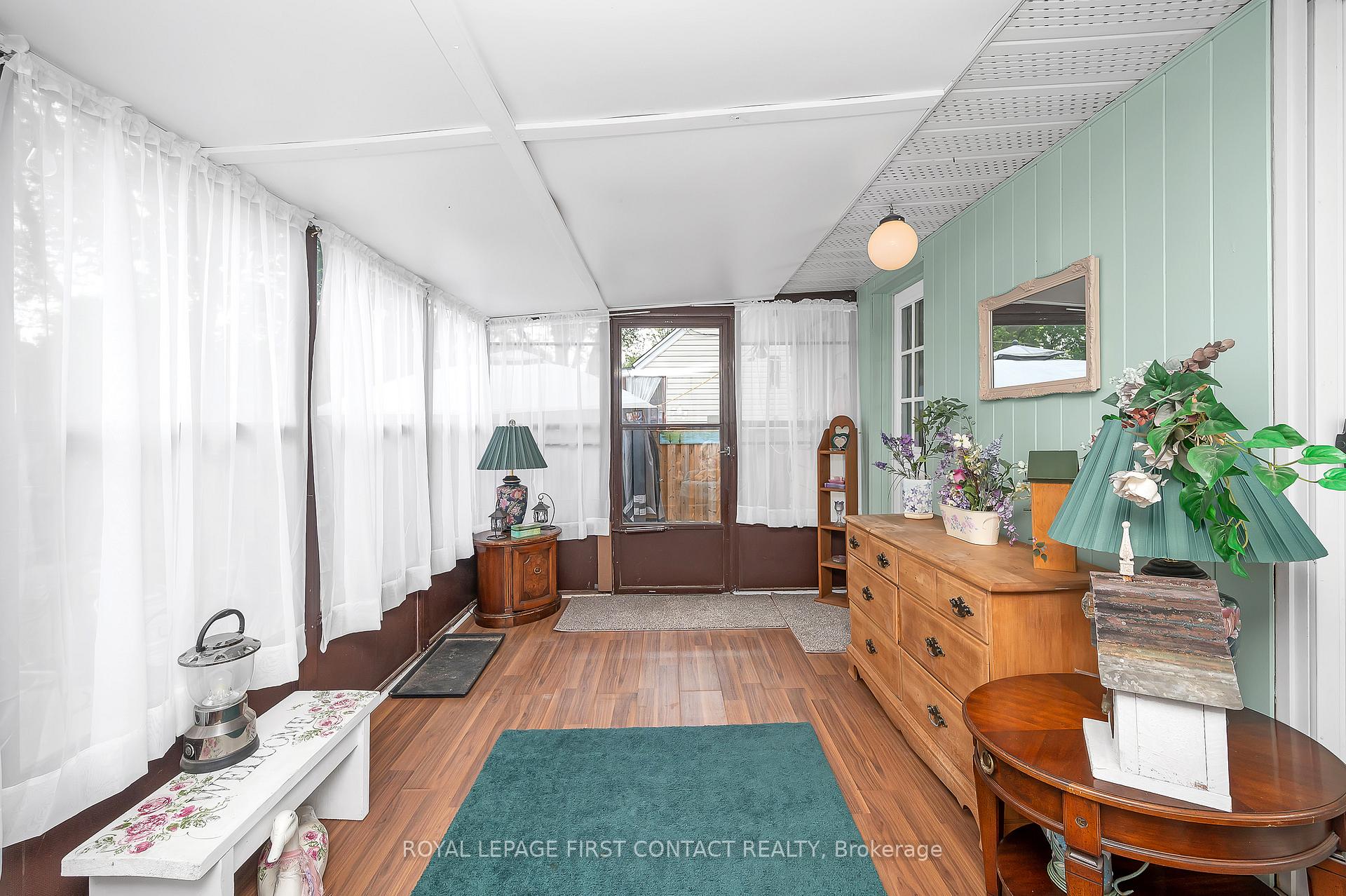 Photo 21 of 164 Adair Avenue N, Hamilton, McQuesten — HOMEH