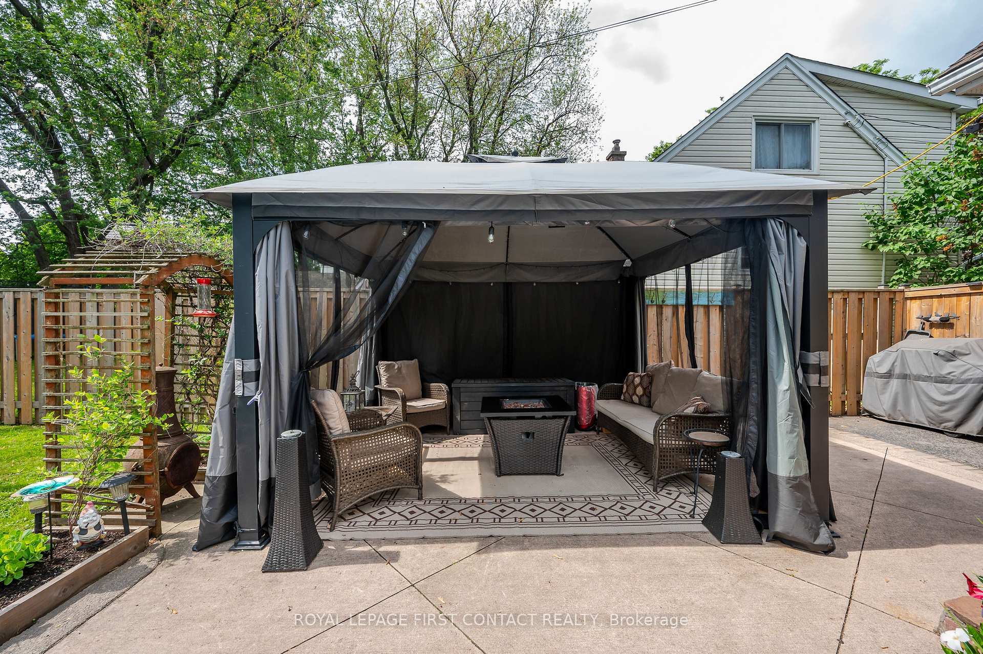 Photo 27 of 164 Adair Avenue N, Hamilton, McQuesten — HOMEH