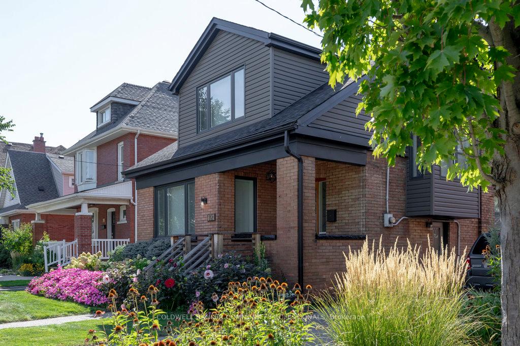 Photo 1 of 72 Rosslyn Avenue S, Hamilton, Delta — HOMEH