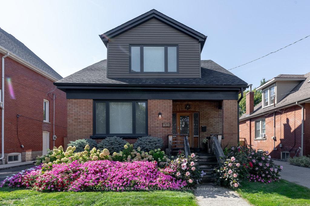 Photo 4 of 72 Rosslyn Avenue S, Hamilton, Delta — HOMEH