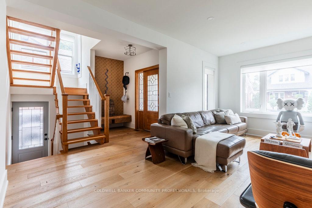Photo 7 of 72 Rosslyn Avenue S, Hamilton, Delta — HOMEH
