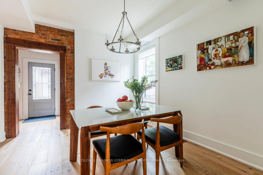 Photo 19 of 72 Rosslyn Avenue S, Hamilton, Delta — HOMEH