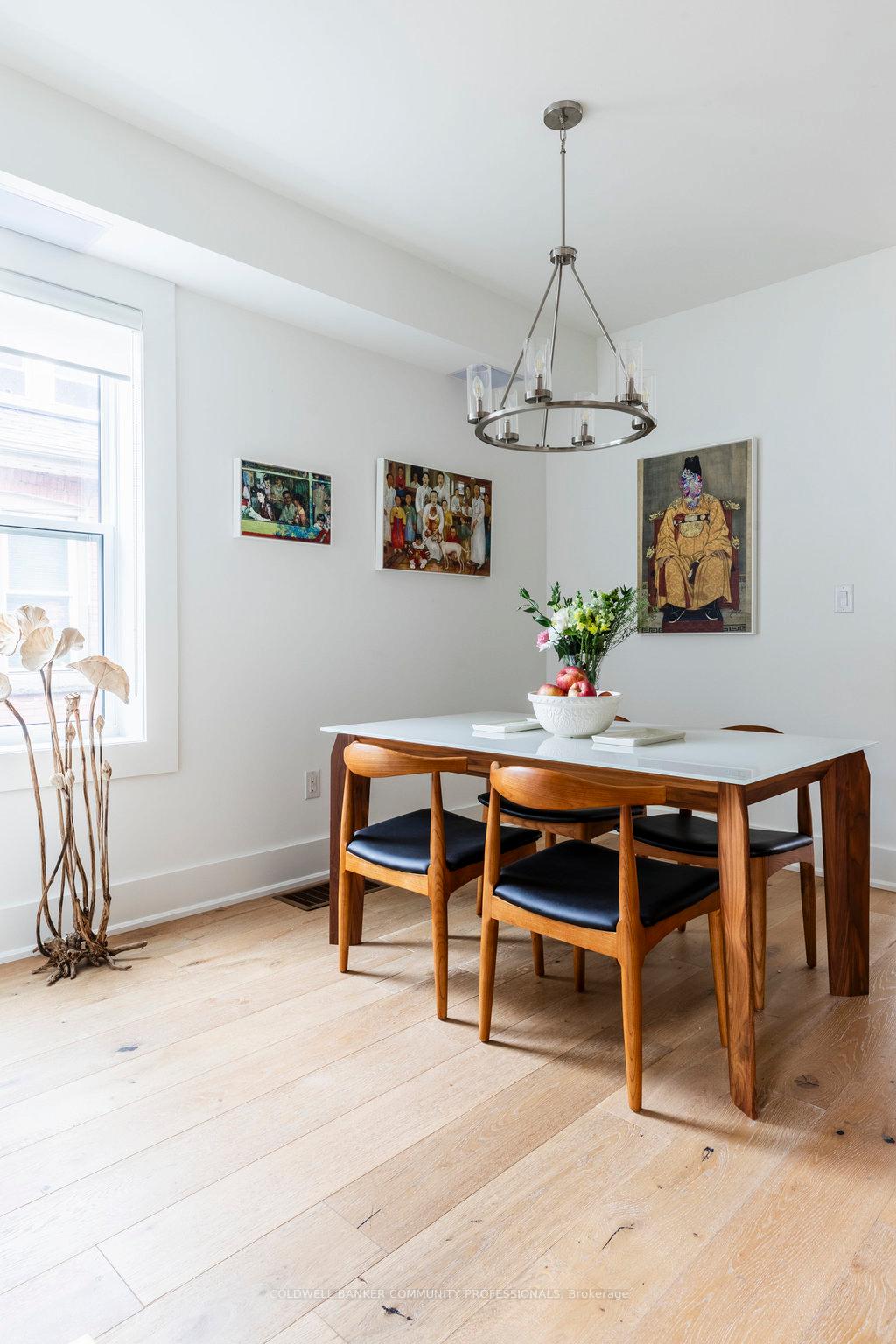 Photo 20 of 72 Rosslyn Avenue S, Hamilton, Delta — HOMEH
