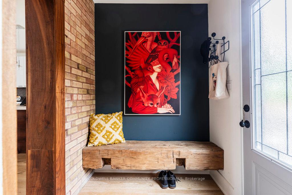 Photo 24 of 72 Rosslyn Avenue S, Hamilton, Delta — HOMEH