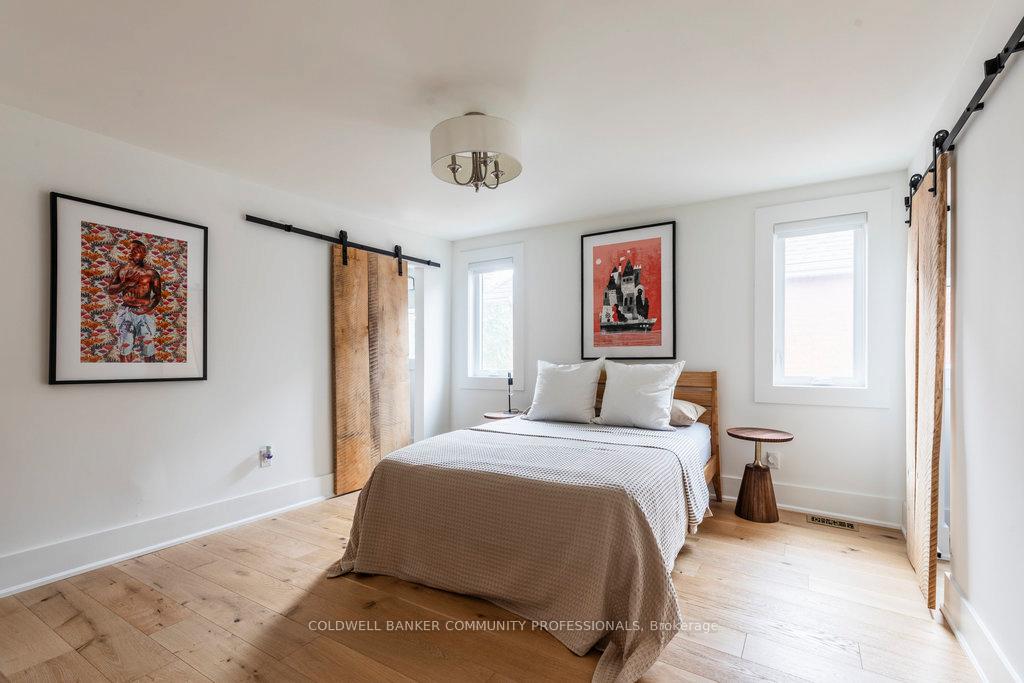 Photo 27 of 72 Rosslyn Avenue S, Hamilton, Delta — HOMEH