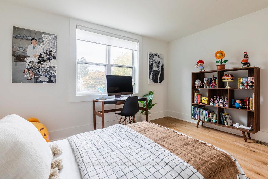 Photo 31 of 72 Rosslyn Avenue S, Hamilton, Delta — HOMEH