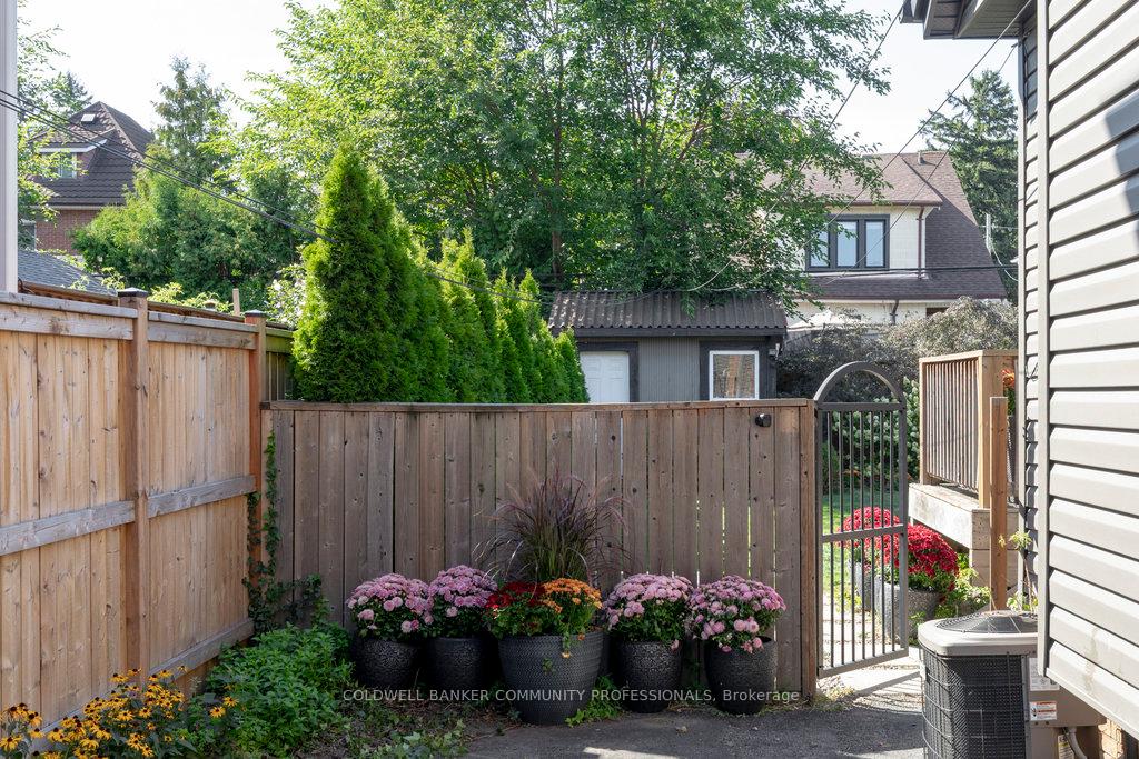 Photo 49 of 72 Rosslyn Avenue S, Hamilton, Delta — HOMEH
